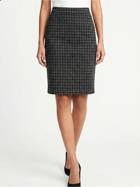 Lysespenard Houndstooth Pencil Skirt – Size‎ Medium | Timeless Elegance | Office